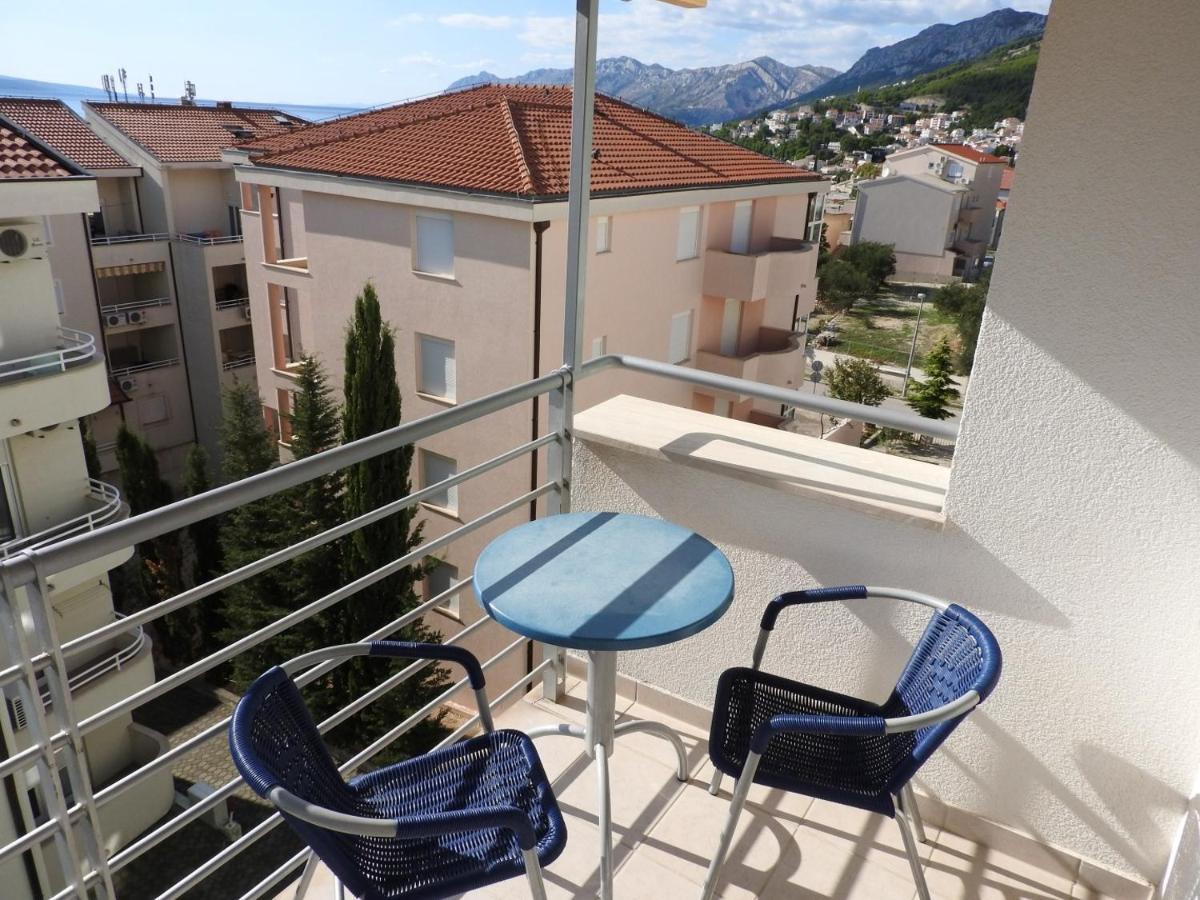 Ruza&Nikolina "1" Apartmani - Baška Voda Dış mekan fotoğraf