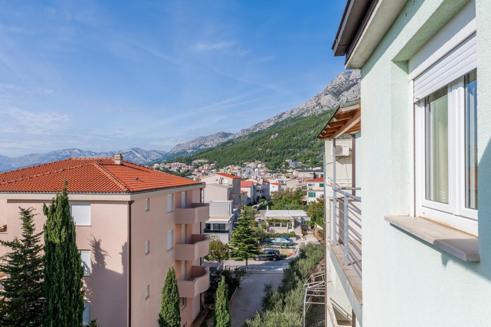 Ruza&Nikolina "1" Apartmani - Baška Voda Dış mekan fotoğraf
