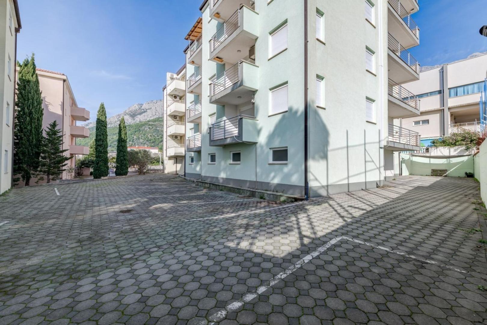 Ruza&Nikolina "1" Apartmani - Baška Voda Dış mekan fotoğraf