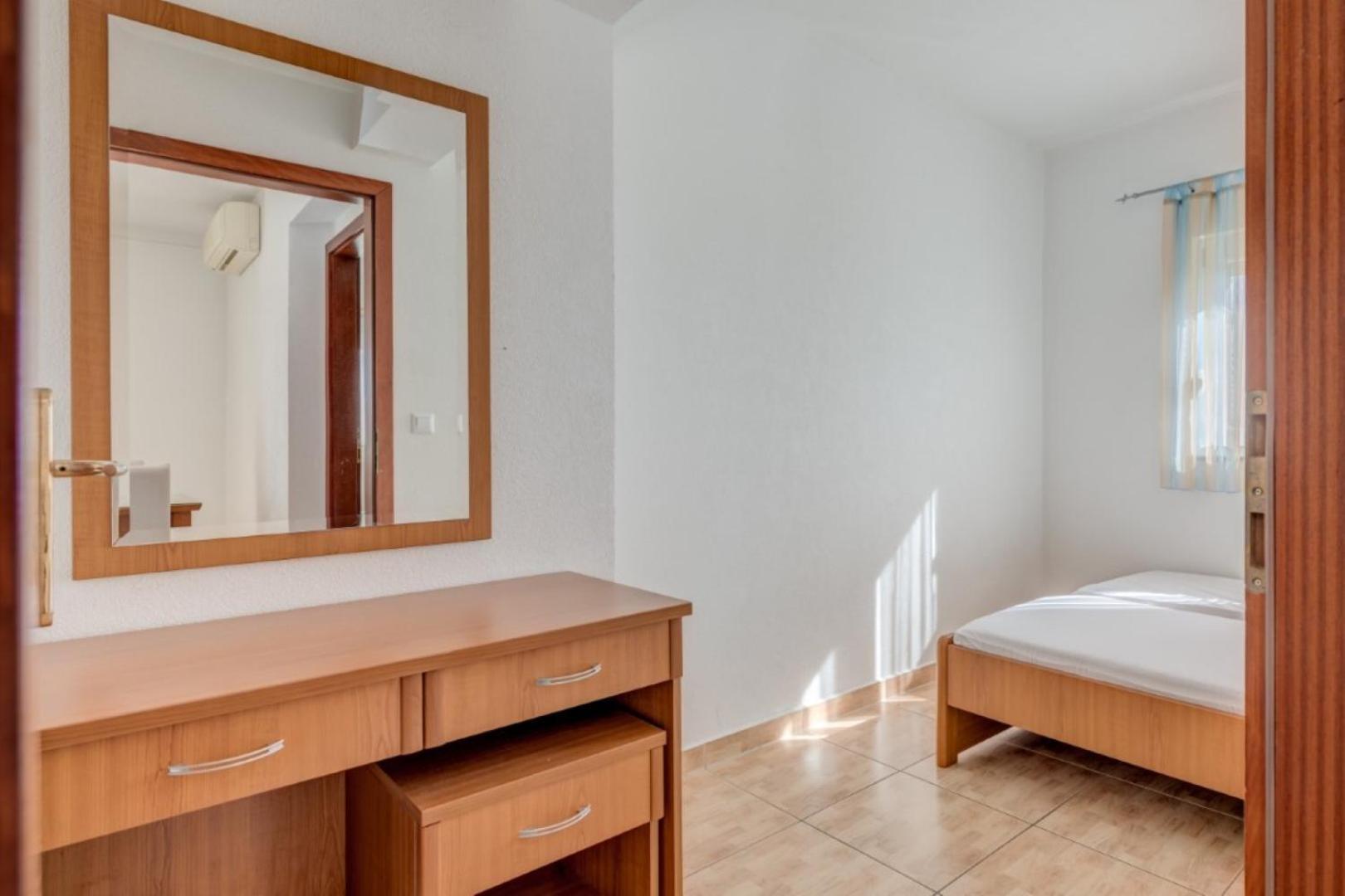 Ruza&Nikolina "1" Apartmani - Baška Voda Dış mekan fotoğraf