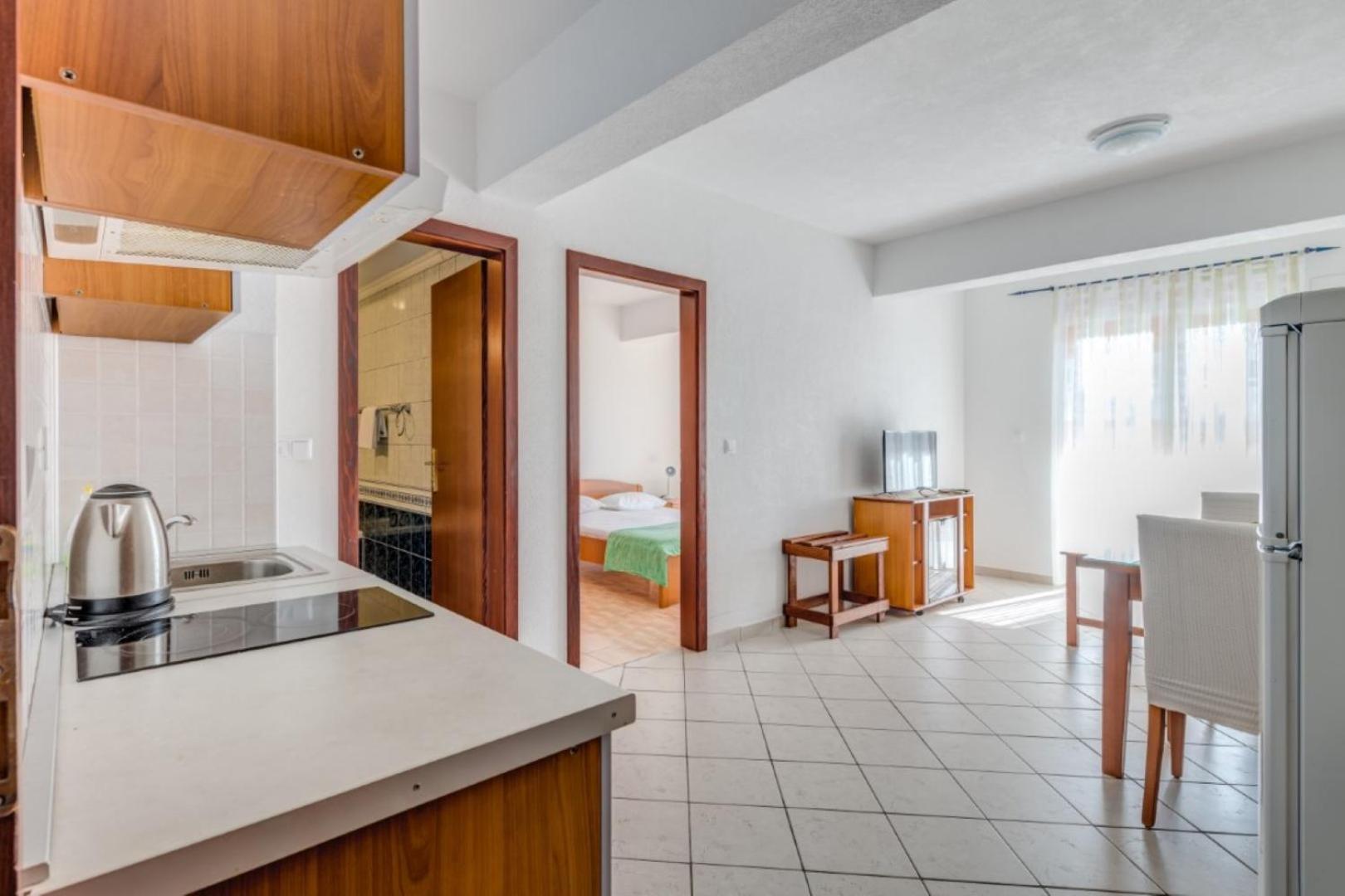 Ruza&Nikolina "1" Apartmani - Baška Voda Dış mekan fotoğraf